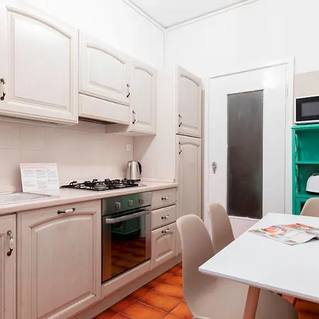 Italianway - Uguzzone 21 Daire *