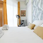 Uguzzone 21 Apartment Milan